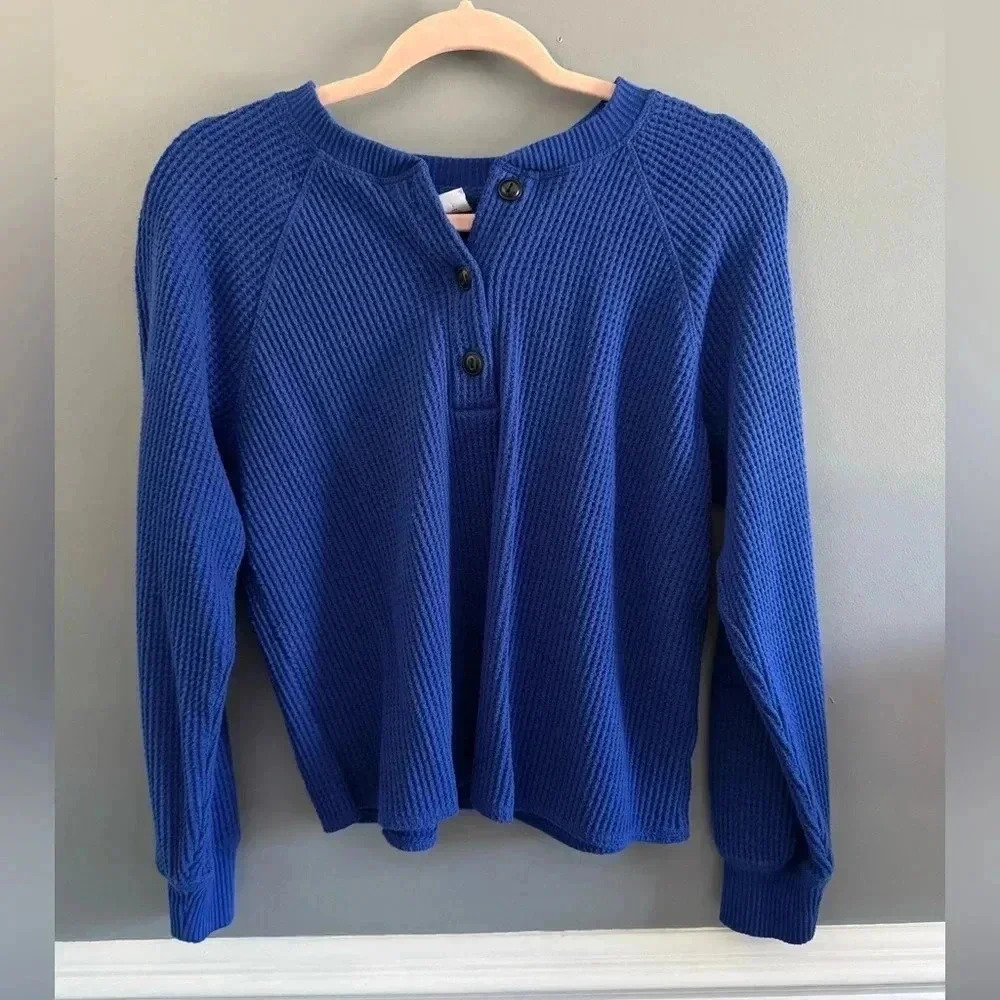 long sleeve top